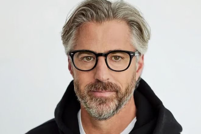 Casey Wasserman hakkındaki tartışmalar sonrası yetenek ajansını satma kararı aldı