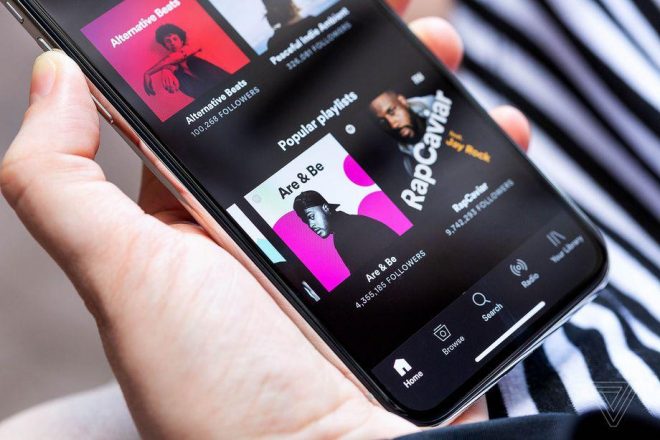 Spotify Group Sessions özelliğiyle birden çok kişinin müziği kontrol etmesine olanak sağlıyor