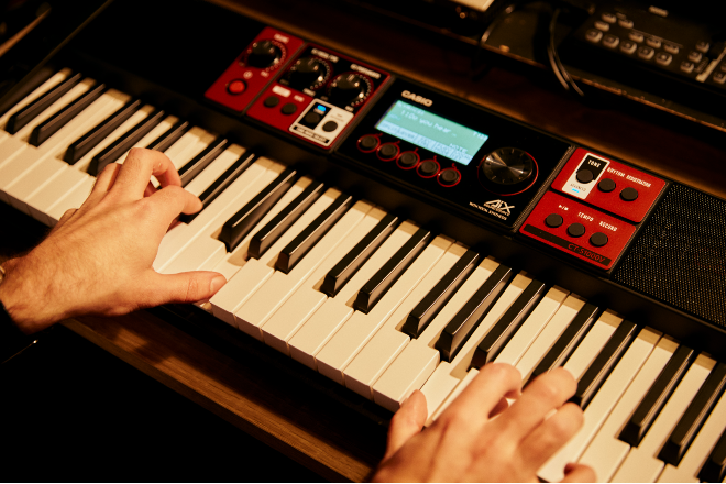 Casio’nun yeni klavyesi vokal sentezleyicisiyle bir ilke imza atıyor