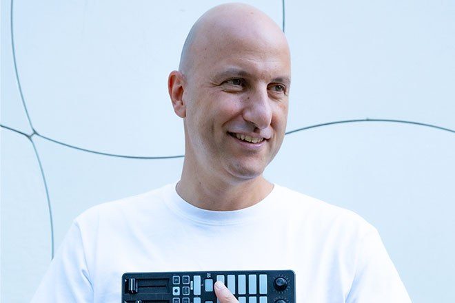 Frekans: Gadi Mitrani