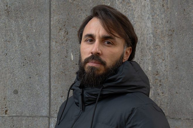 Tuna, Ede’nin plak şirketi RITIM’in ilk derlemesindeki sanatçılar arasında